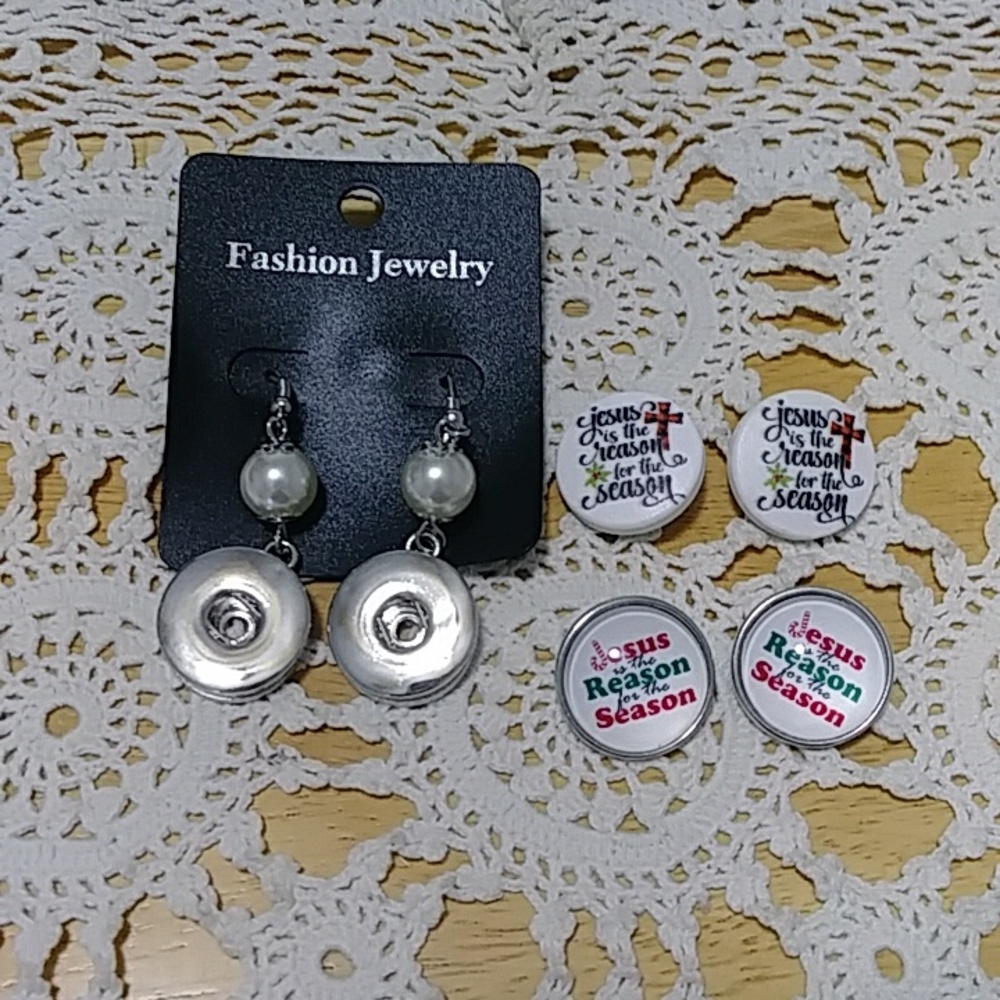 Christian Christmas Snap Buttons earrings standard size with Snap Chunks